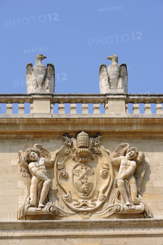 Coat of arms of Pope Paul V on the facade, Hotel des Monnaies, Avignon, Vaucluse, Provence-Alpes-Cote d'Azur, South of France, France, Europe