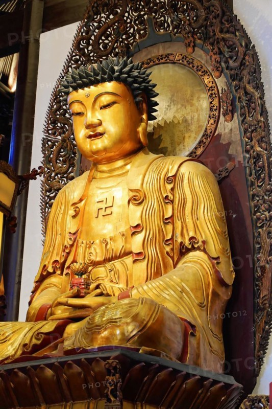 Jade Buddha Temple, Buddha, Puxi, Shanghai, Shanghai Shi, China, Golden Buddha statue, skilfully carved, embodies peace and tranquillity, Shanghai, People's Republic of China, Asia