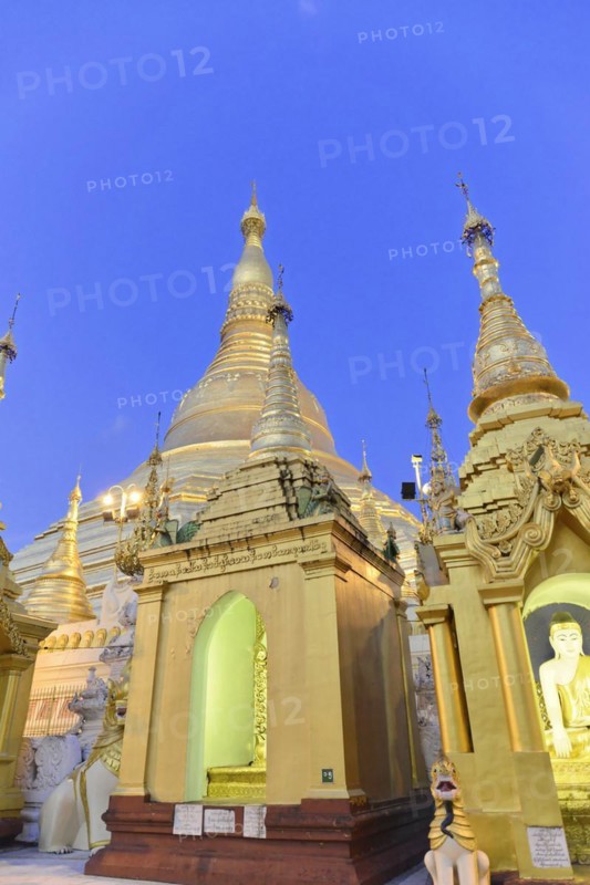 Shwedagon Pagoda, Yangon, Myanmar, Asia, Night view of Shwedagon Pagoda with illuminated gildings and calm atmosphere, Asia