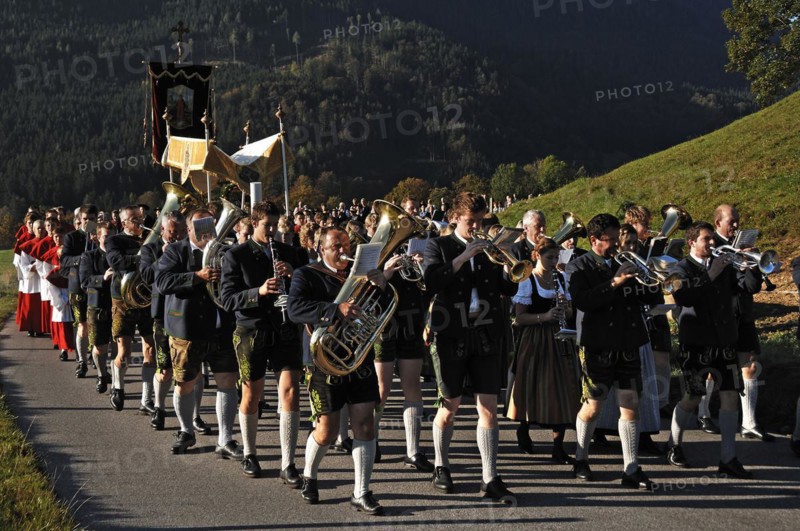 Thanksgiving procession in Ramsau in front of the band, Ramsau, Upper Bavaria, Germany, Europe