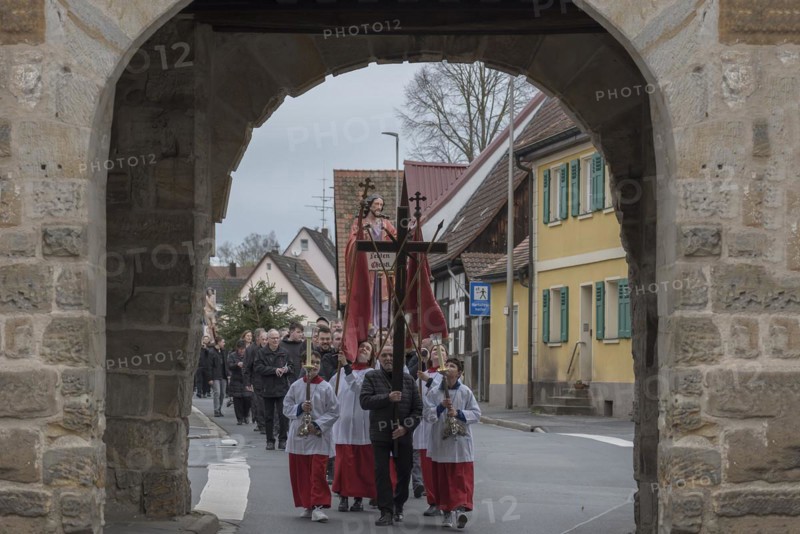 Historic Good Friday procession for 350 years with life-size wood-carved figures from the 18th century, Neunkirchen am Brand, Middle Franconia, Bavaria, Germany, Europe