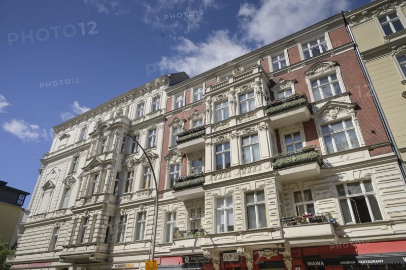Wilhelminian-style old buildings, Grunewaldstrasse, Schoeneberg, Tempelhof-Schoeneberg, Berlin, Germany, Europe
