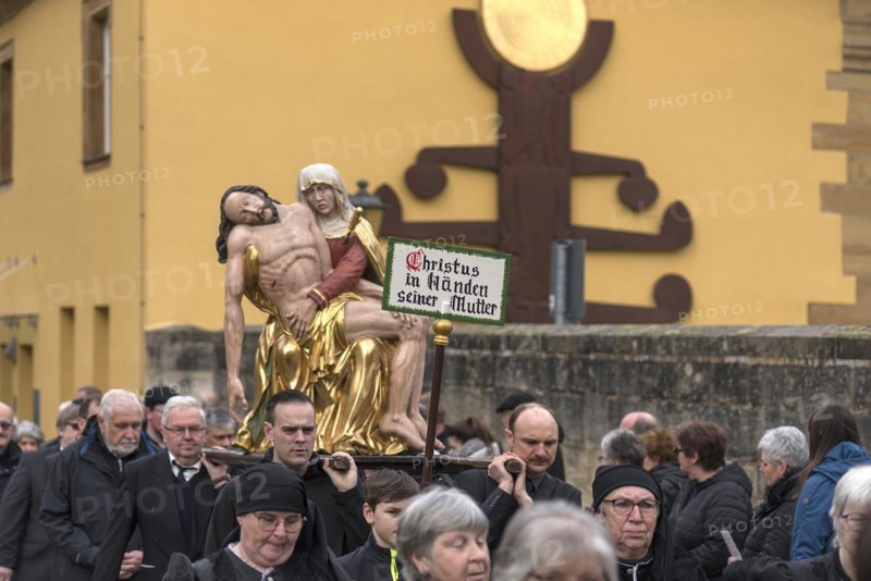 Historic Good Friday procession for 350 years with life-size wood-carved figures from the 18th century, Neunkirchen am Brand, Middle Franconia, Bavaria, Germany, Europe