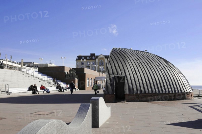 Westerland, Sylt, Schleswig-Holstein, Germany, Europe, Modern beach promenade with domed building and seating on a sunny day, North Frisian Island, Schleswig Holstein, Europe