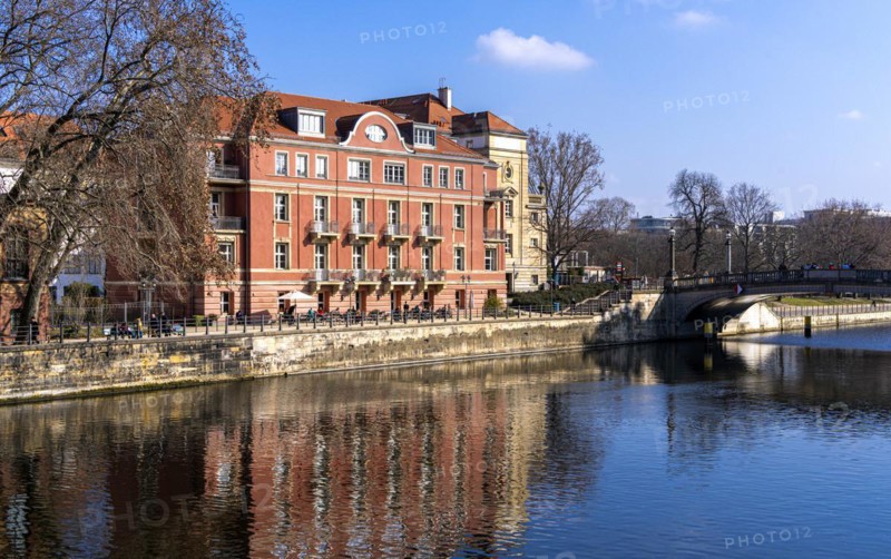 Residential building on the Spree, northern Monbijou Bridge at the Bode Museum, Berlin, Germany, Europe