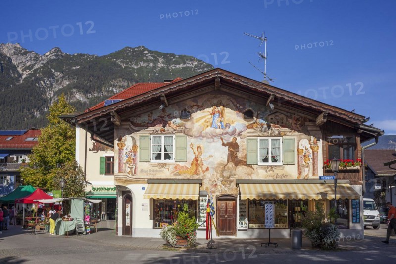 Lueftlmalerei on old house facade, Jocherhaus, Kramermassiv, district Garmisch, Garmisch-Partenkirchen, Werdenfelser Land, Upper Bavaria, Bavaria, Germany, Europe