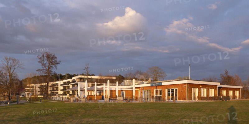 Maremueritz, Yachthafen Resort and Spa, apartment buildings, Waren, Mueritz, Mecklenburg Lake District, Mecklenburg, Mecklenburg-Vorpommern, Germany, Europe