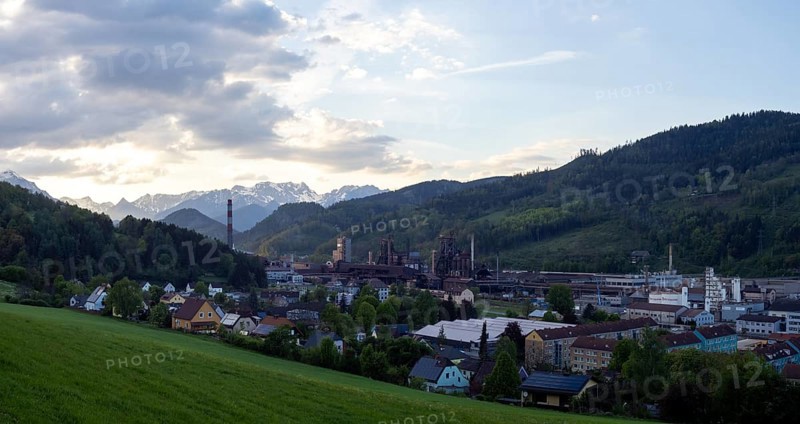 Voestalpine steelworks in the Donawitz district, known for the first application of the Linz-Donawitz process for steel production, panoramic photo, Leoben, Styria, Austria, Europe