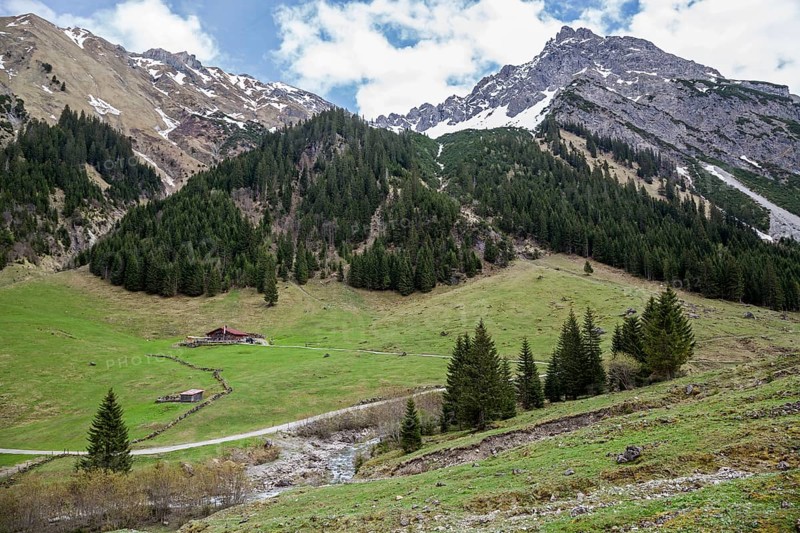 Gemsteltal, back left Naturalpe Gemstel-Schoenesboden-Alpe, back right Geisshorn, Mittelberg, Kleinwalsertal, Vorarlberg, Allgaeu Alps, Austria, Europe