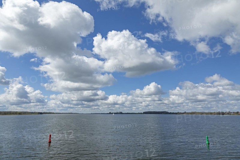 Clouds over the Schlei between Arnis and Lindaunis, buoys, buoys, red, green, fairway, Schleswig-Holstein, Germany, Europe