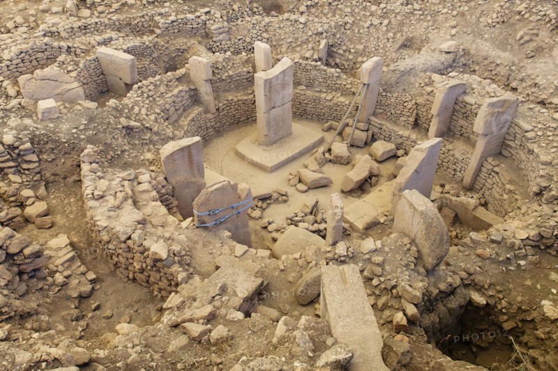 Gobekli Tepe neolithic archaeological site dating from 10 millennium BC, Large circular structures with massive stone pillars, Potbelly Hill, Sanliurfa, Turkey, Asia