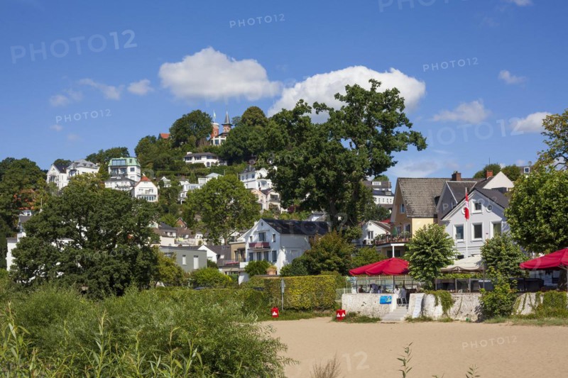 Suellberg with Elbufer with villas and residential buildings, Blankenese district, Hamburg, Germany, Europe