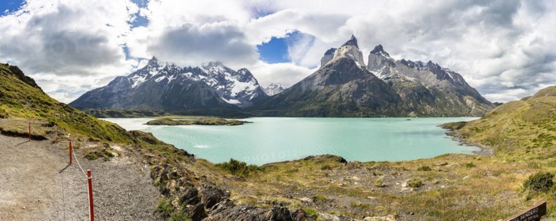 Nordenskjold Lake and the Paine Mountain Range, Torres de Paine, Magallanes and Chilean Antarctica, Chile, South America