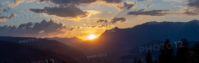 Sunset over the Liesingtal, in the evening light the village Kraubath, Schoberpass federal road, panoramic view, view from the lowlands, Leoben, Styria, Austria, Europe
