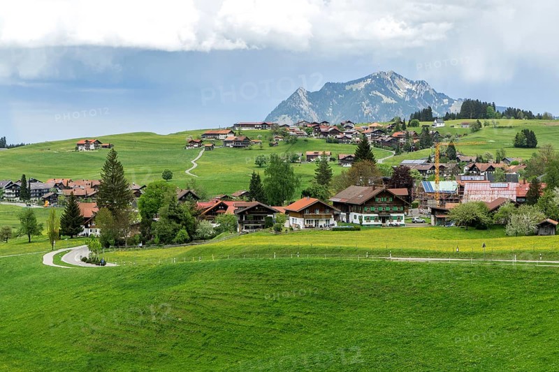 View of Ried and Niederdorf, behind Gruenten, Obermaiselstein, Oberallgaeu, Allgaeu, Bavaria, Germany, Europe