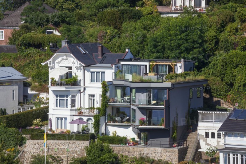 Villas in the Treppenviertel, residential building, Blankenese district, Hamburg, Germany, Europe