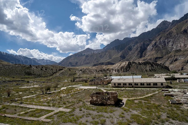 Abandoned ruined building in mountain landscape, ghost town, Engilchek, Tian Shan, Kyrgyzstan, Asia