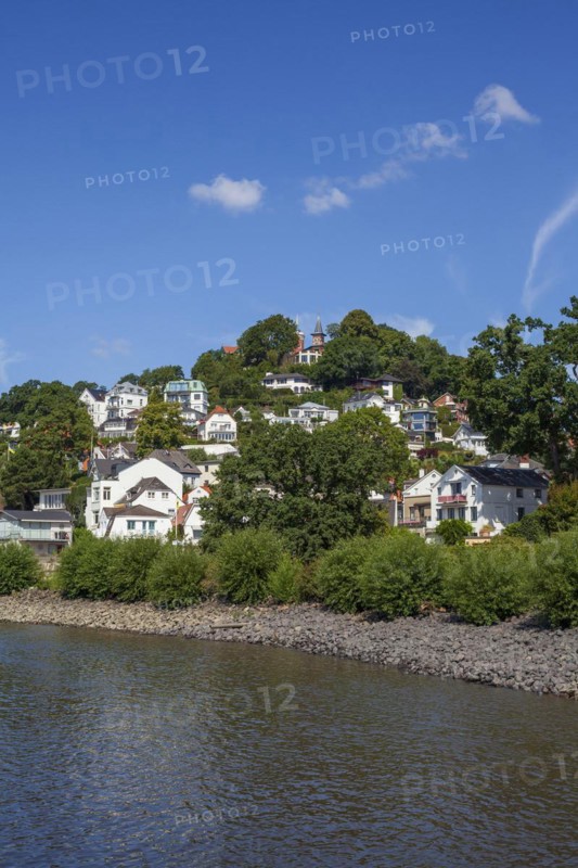Suellberg with Elbufer with villas and residential buildings, Blankenese district, Hamburg, Germany, Europe