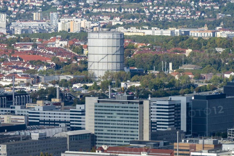 View of the Daimler plant in Untertuerkheim, behind it the EnBW gas boiler, Stuttgart, Baden-Wuerttemberg, Germany, Europe