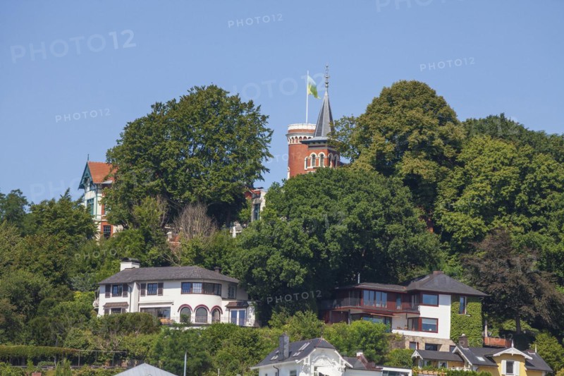 Suellberg with villas in the Treppenviertel, residential building, Blankenese district, Hamburg, Germany, Europe