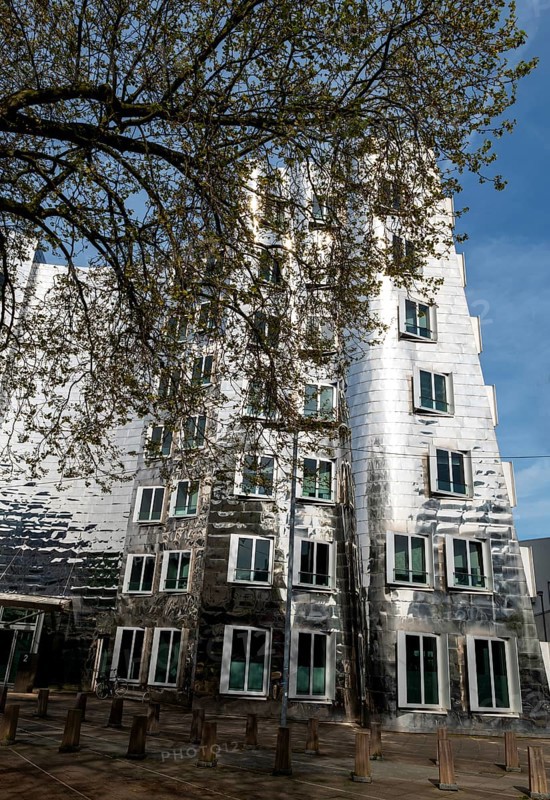 Frank-Gehry-Bauten, Neuer Zollhof, Medienhaufen Duesseldorf, North Rhine-Westphalia, Germany, Europe