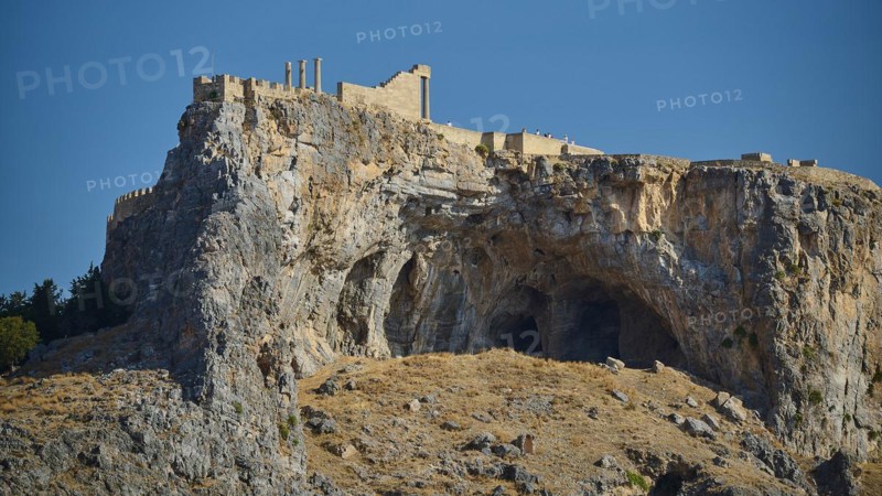 Acropolis of Lindos, Temple of Athena Lindia, An ancient fortress on a steep cliff under a clear blue sky, Lindos, Rhodes, Dodecanese, Greek Islands, Greece, Europe