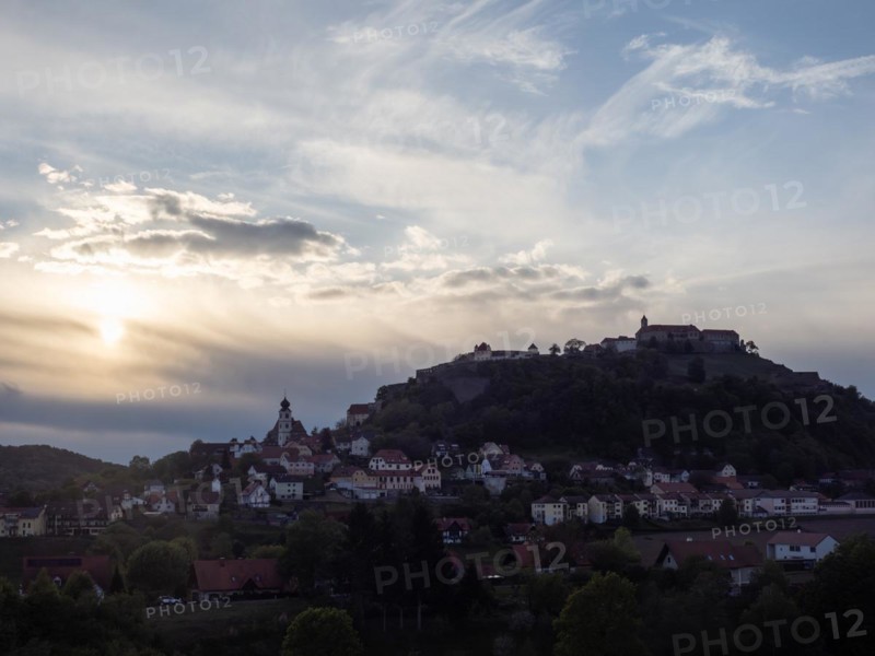 Evening sun over Riegersburg Castle, Riegersburg, Styrian volcanic region, Styria, Austria, Europe