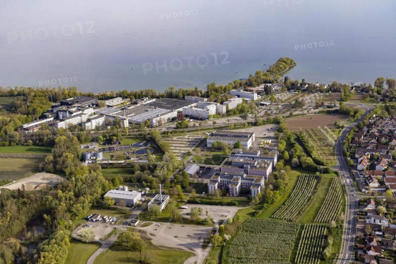 Flight in a zeppelin along the shore of Lake Constance, aerial photograph, Airbus Defence and Space factory, Vogelinsel, Immenstaad, Baden-Wuerttemberg, Germany, Europe