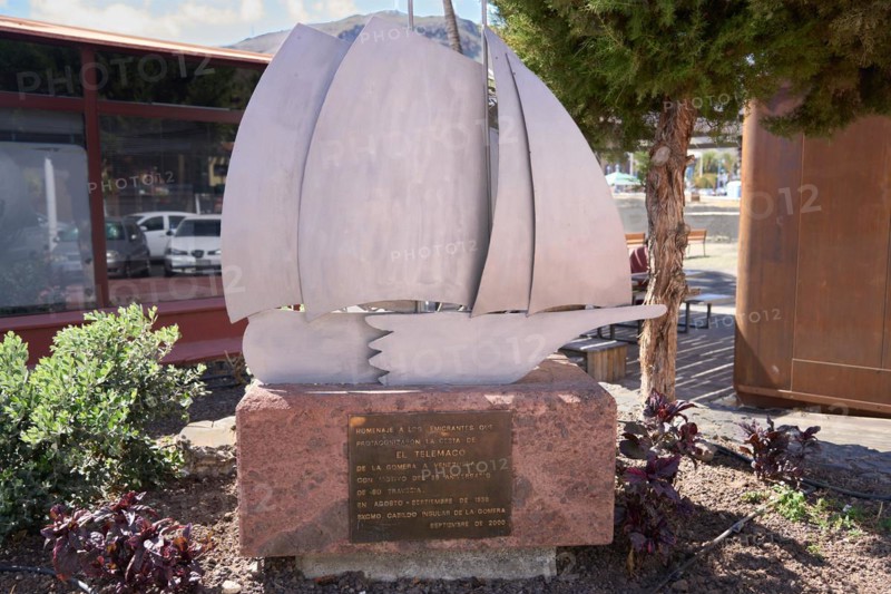 Monument in memory of the emigrants from La Gomera to Venezuela, at the harbour of San Sebastian de La Gomera, La Gomera, Canary Islands, Spain, Europe