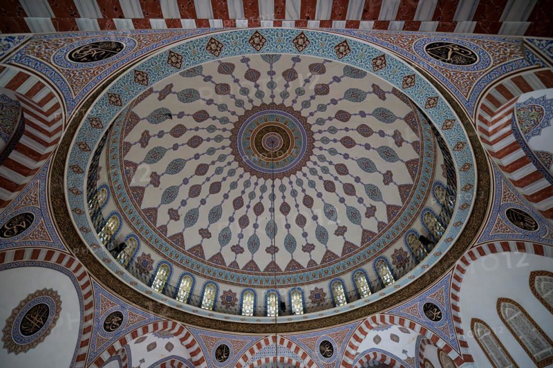 Avlusunda mosque, Prayer room cupola ceiling, Sanliurfa, Turkey, Asia