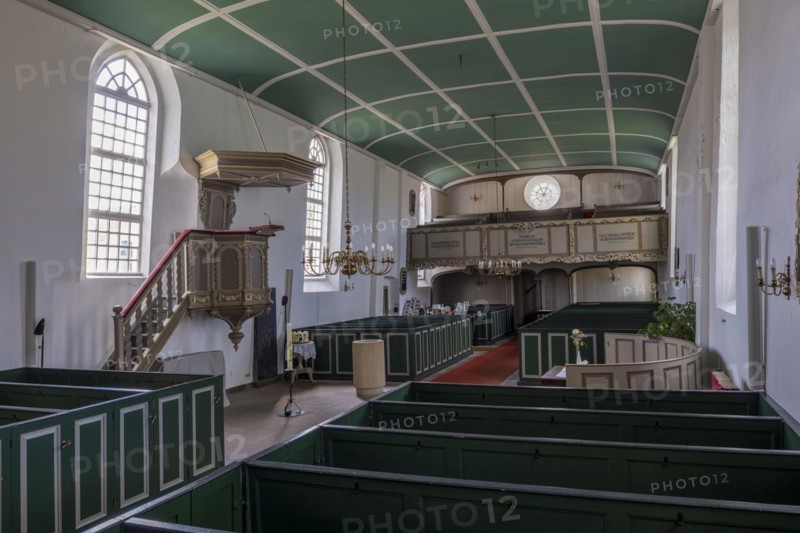 Protestant Reformed Church from 1401, interior with pews and pulpit, Greetsiel, Krummhoern, East Frisia, Lower Saxony, Germany, Europe