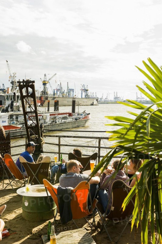 Beach Club Strand Pauli, at the jetties in Oat harbour, Hamburg, Germany, Europe