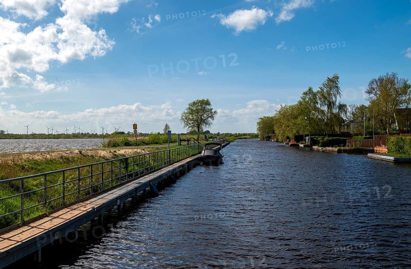 Side canal, Grosses Meer, municipality of Suedbrokmerland, district of Aurich, East Frisia, Lower Saxony, Germany, Europe
