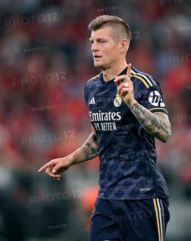 Toni Kroos Real Madrid (08) Gesture, Gesture, Champions League, CL, Allianz Arena, Munich, Bayern, Germany, Europe