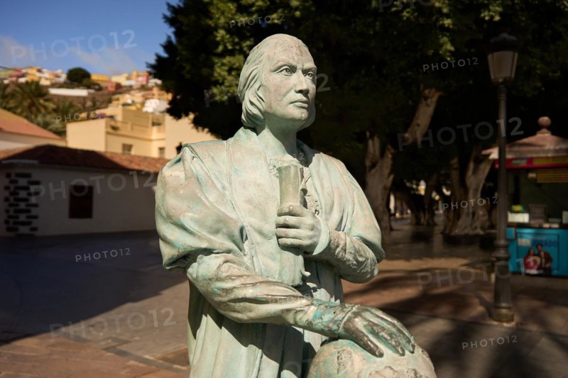Statue of Christof Columbus, at the Plaza de la Constitucion, San Sebastian de La Gomera, Gomera, Canary Islands, Spain, Europe