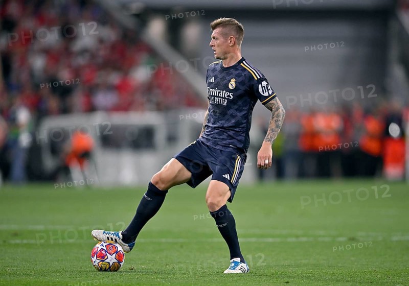 Toni Kroos Real Madrid (08) Action on the ball, Champions League, CL, Allianz Arena, Munich, Bayern, Germany, Europe
