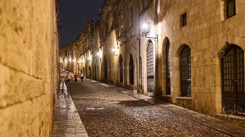 Knights Street, An empty street with historical buildings is illuminated at night, night shot, Rhodes Old Town, Rhodes, Dodecanese, Greek Islands, Greece, Europe