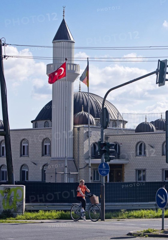 Mosque Diyanet Turkish-Islamic Community on Bundesstrasse 9, Dormagen, Lower Rhine, North Rhine-Westphalia, Germany, Europe