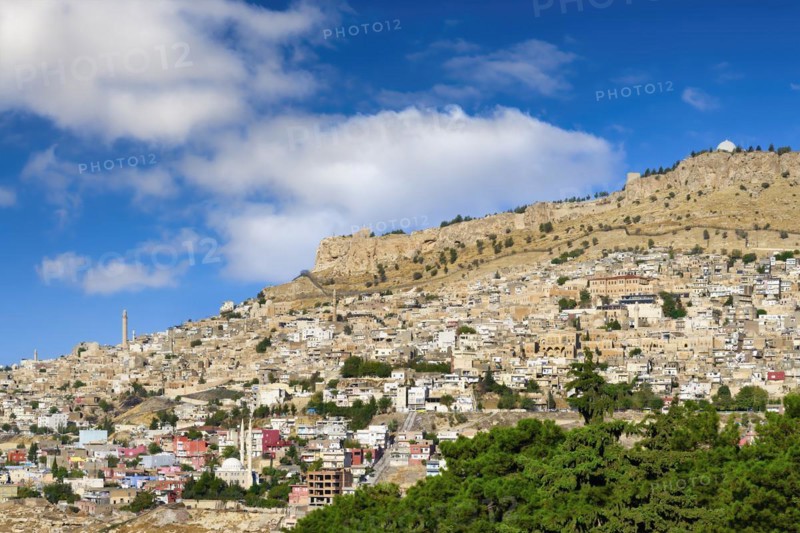 Mardin viewed from the Muhamad Zirrar Asri cemetery, Mardin, Turkey, Asia