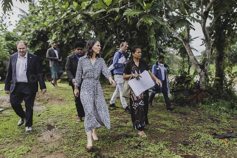 Annalena Baerbock (Buendnis 90/Die Gruenen), Federal Foreign Minister, photographed during a visit to the village with a briefing on the effects of flooding and land erosion in Vuniniudrovo, 06.05.2024. Baerbock is travelling to Australia, New Zealand and Fiji for political talks / Photographed on behalf of the Federal Foreign Office