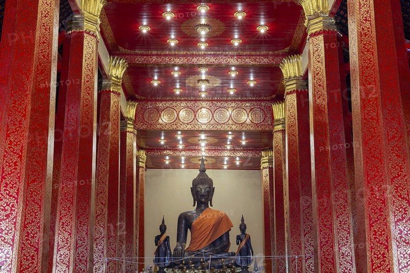Buddha statue, Bhumispara-mudra, Buddha Gautama at the moment of enlightenment, Wat Ong Teu, Vientiane, Laos, Asia