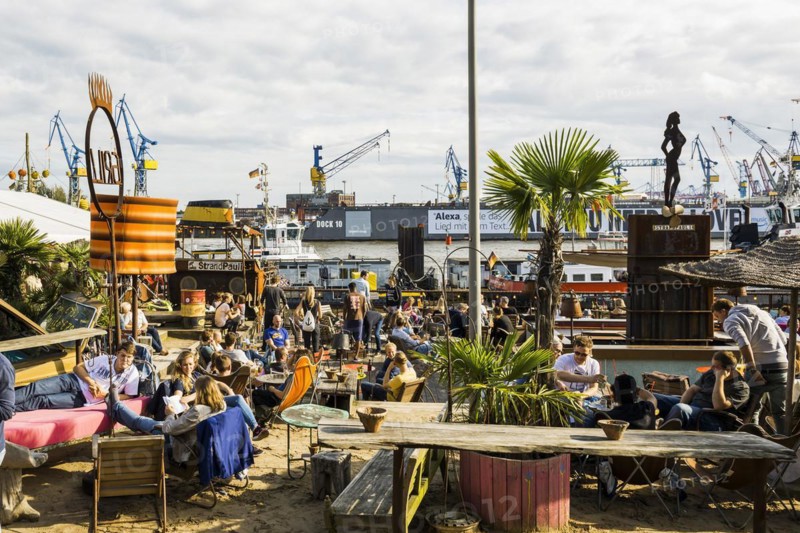 Beach Club Strand Pauli, at the jetties in Oat harbour, Hamburg, Germany, Europe