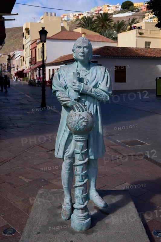 Statue of Christof Columbus, at the Plaza de la Constitucion, San Sebastian de La Gomera, Gomera, Canary Islands, Spain, Europe