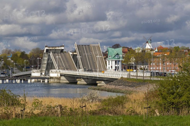 Bascule bridge is opened, Kappeln, Schlei, Schleswig-Holstein, Germany, Europe