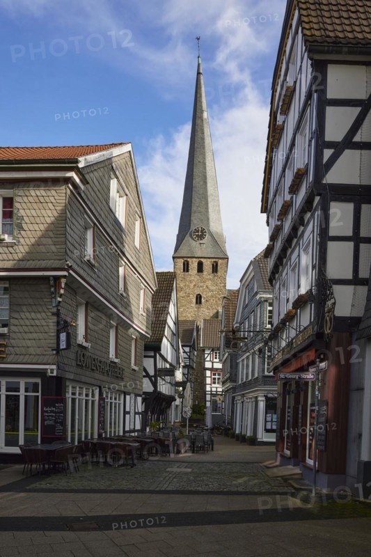 Access between half-timbered houses with staircase to St George's Church in Hattingen, Ennepe-Ruhr district, North Rhine-Westphalia, Germany, Europe