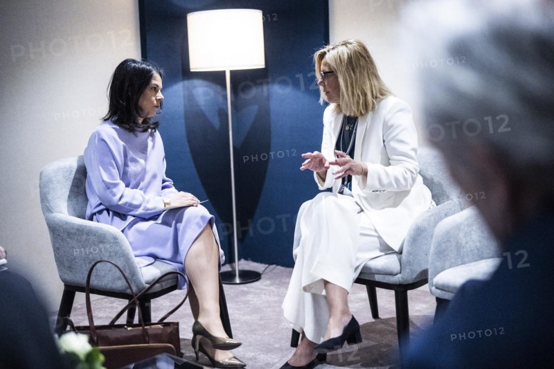 Riyadh, 29.04.2024. Federal Foreign Minister Annalena Baerbock visits Riyadh, Saudi Arabia, on 29.04.2024 for bilateral talks and conferences. Interview with the United Nations Humanitarian Aid Coordinator in the Gaza Strip, Sigrid Kaag Photographed on behalf of the Federal Foreign Office, Asia