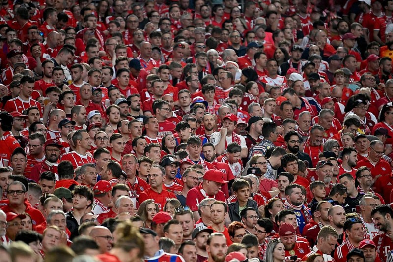 Spectators, fans, fan curve, fan block, FC Bayern Munich, FCB, Allianz Arena, Munich, Bavaria, Germany, Europe