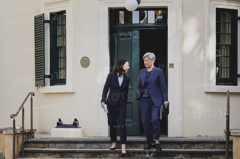Annalena Baerbock (Alliance 90/The Greens), Federal Foreign Minister, and Penny Wong, Foreign Minister of Australia, photographed in Adelaide, 3 May 2024. Baerbock is travelling to Australia, New Zealand and Fiji for political talks / Photographed on behalf of the Federal Foreign Office