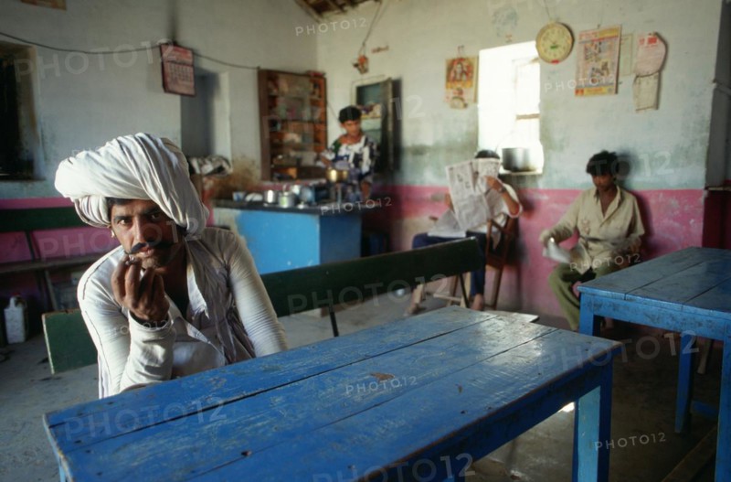 Rabari caste, portrait, man, eatery, Gujarat, India, Asia