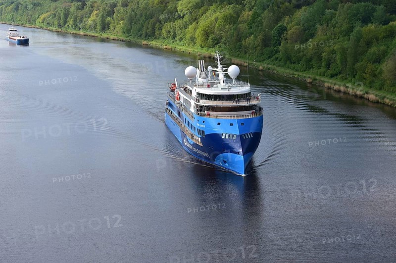Expedition cruise with cruise ship Ocean Albatross in the Kiel Canal, Kiel Canal, Schleswig-Holstein, Germany, Europe